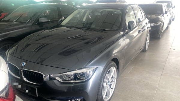 2016 BMW 330e M Sport