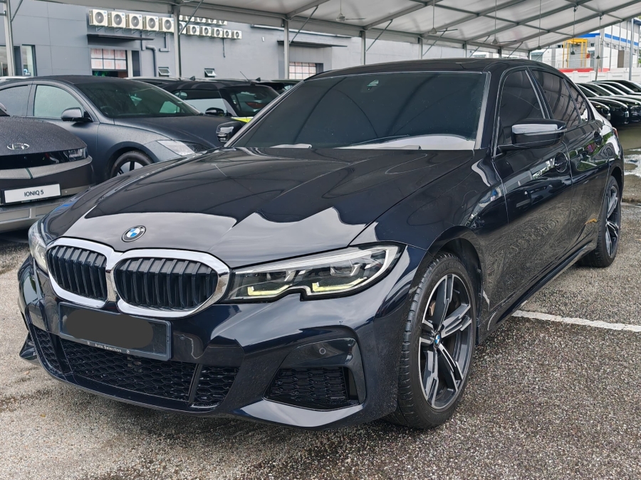 2021 BMW 330Li M Sport CKD (with DA)