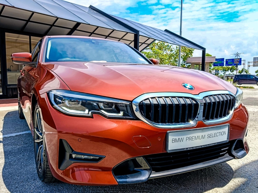 2020 BMW 320i Sport (with DA)