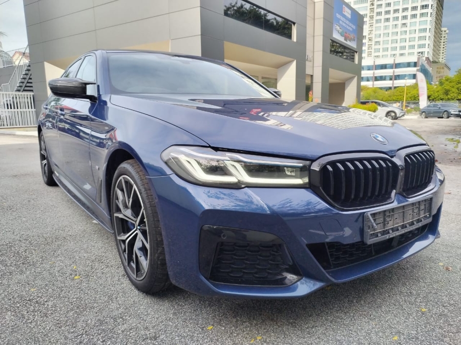 2022 BMW 530i M Sport LCI with Live Cockpit & DA (With Camera)